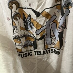 Torrid MTV mushroom shirt